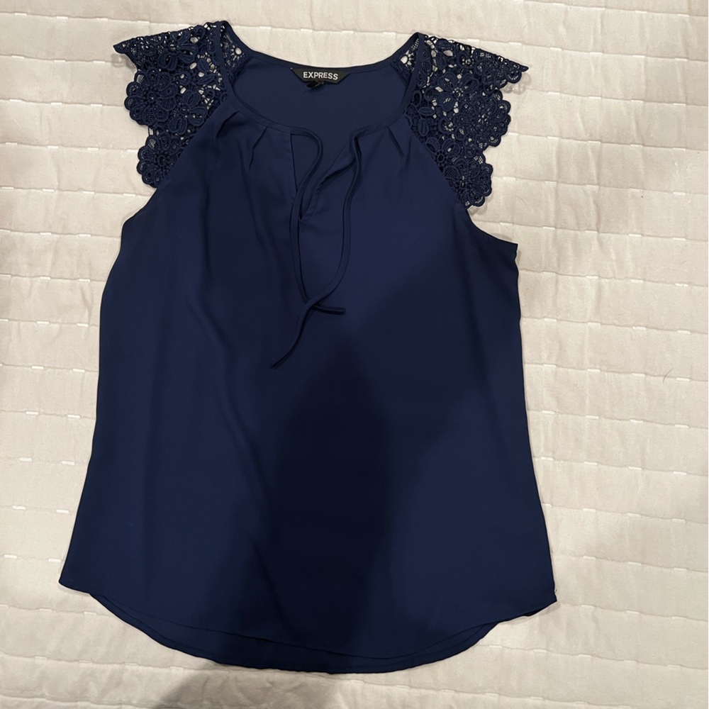 Sleeveless Blouse